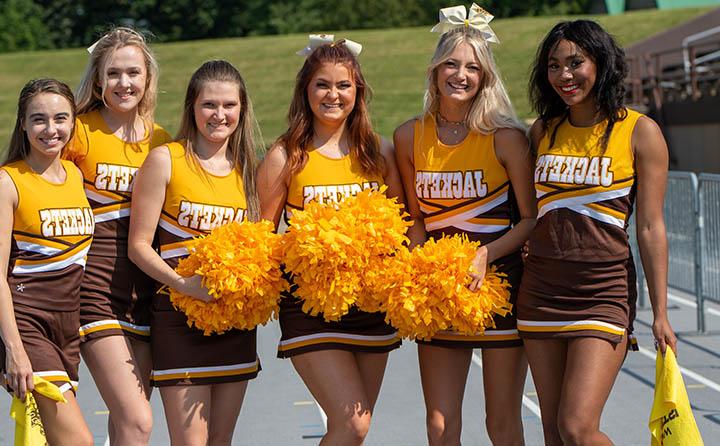 Photo of Baldwin Wallace Cheerleaders